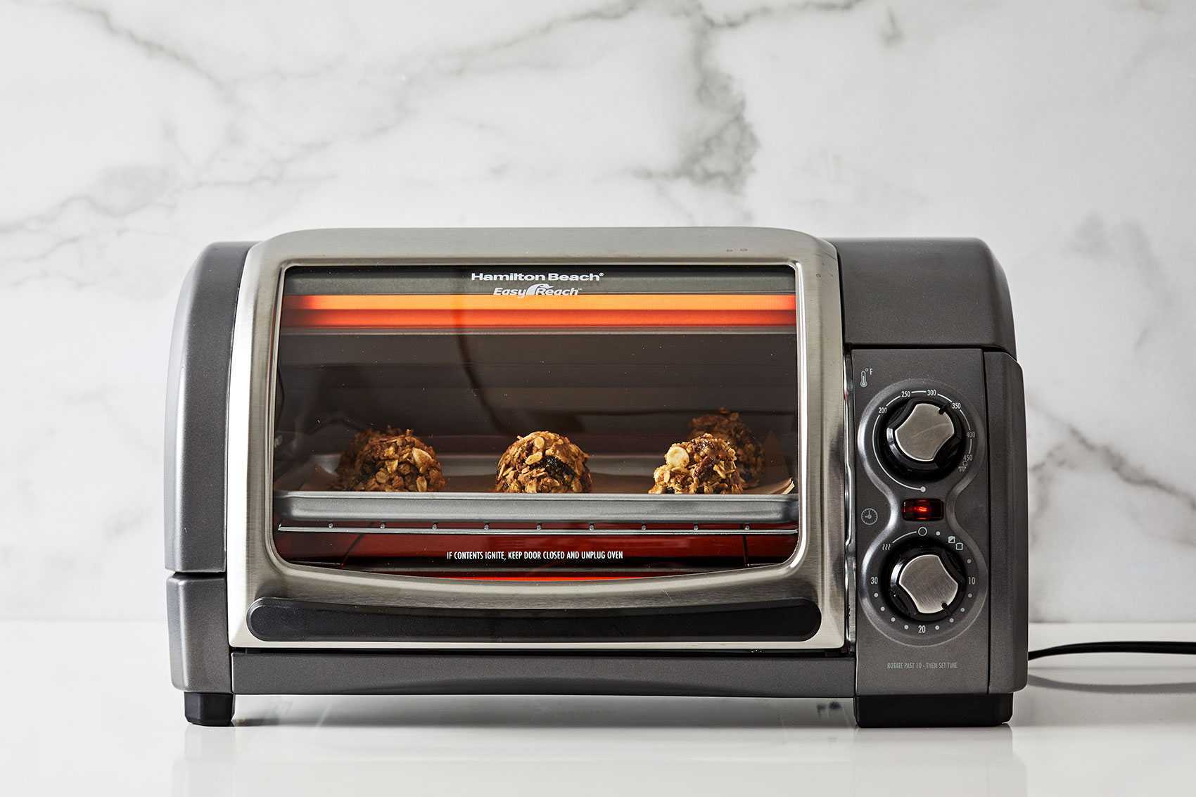 Какая электродуховка лучше. Мини печь Toaster Oven. Мини-печь BBK oe3072mc. Мини-печь Panasonic nu-sc300bzpe. Мини-печь BBK oe3072mc s/ч.